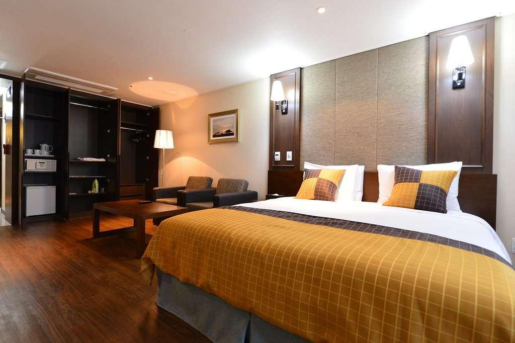 Haeden Hotel High End Suwon Chambre photo