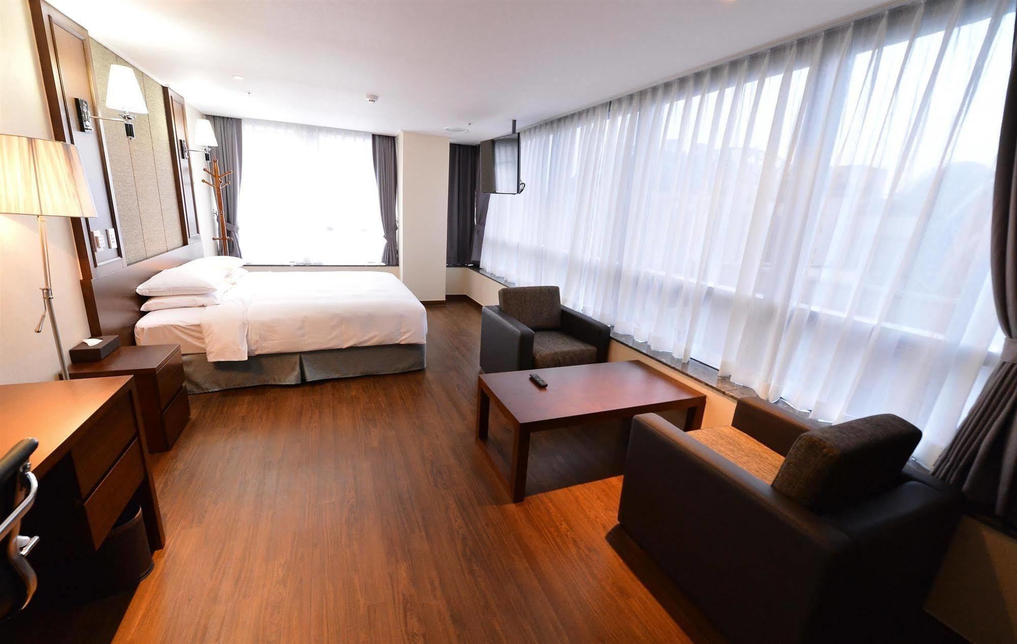 Haeden Hotel High End Suwon Extérieur photo